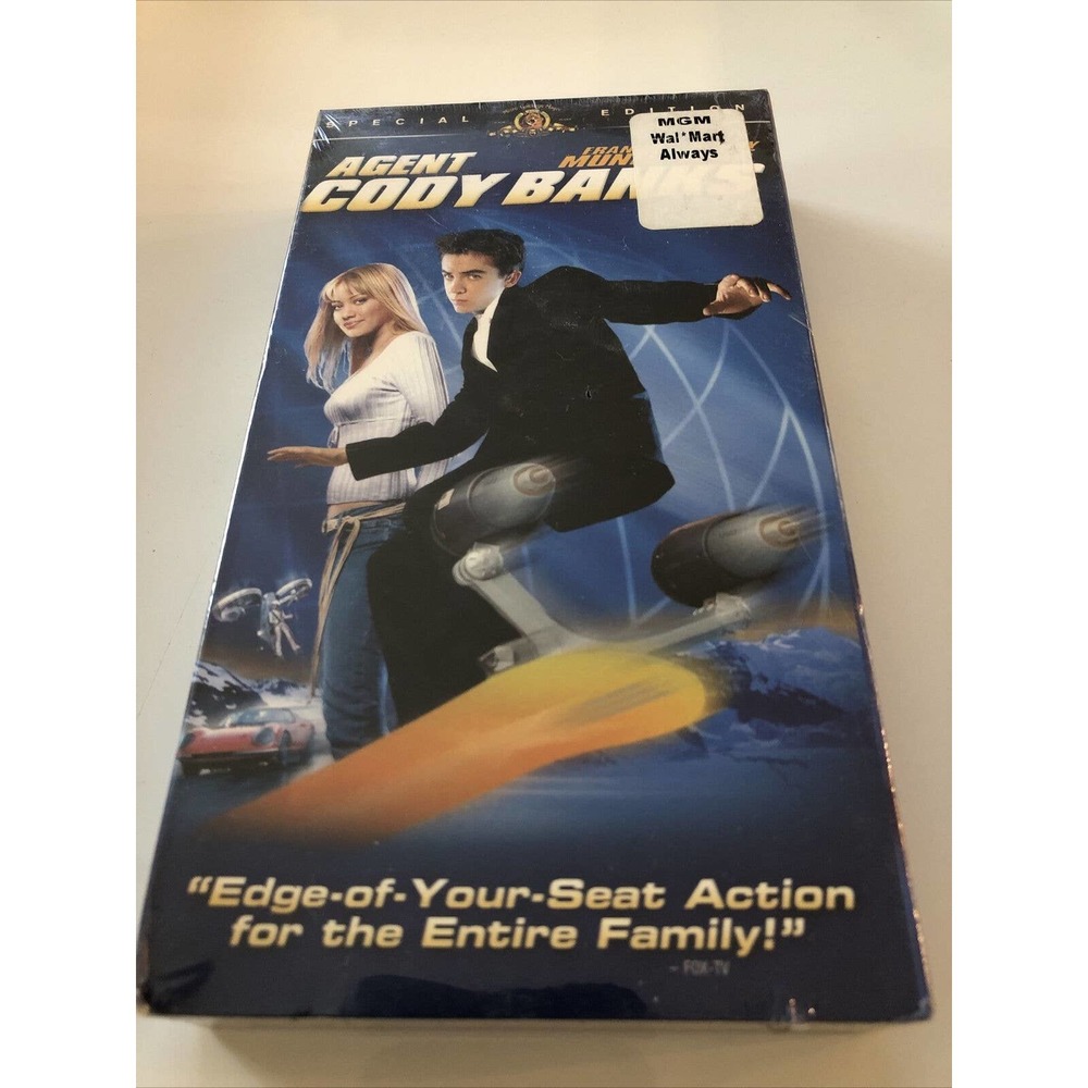 Agent Cody Banks (VHS, 2003, Special Edition Containing Deleted Scenes)